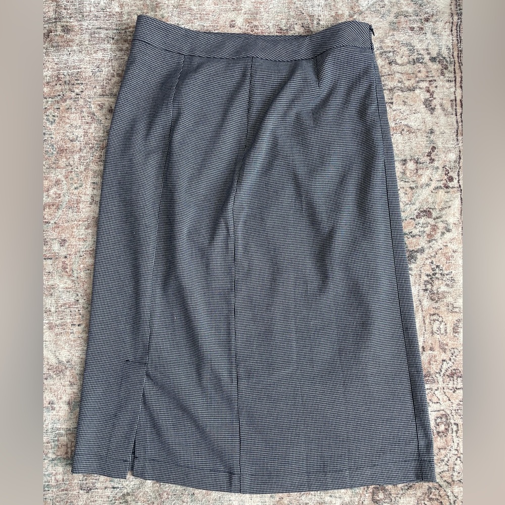 Pencil skirt